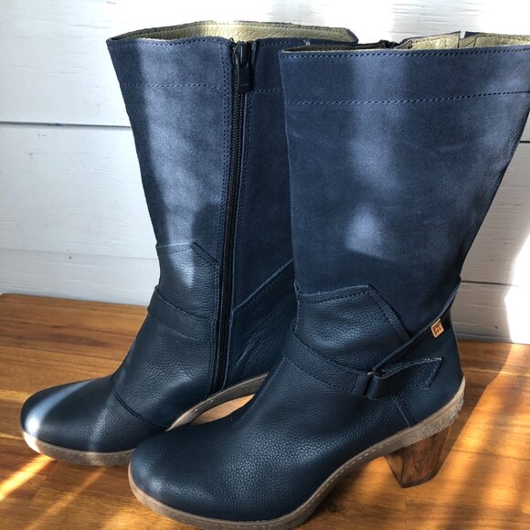 Women's Size 9 El Naturalista Blue Suede Boots - Picture 3 of 6